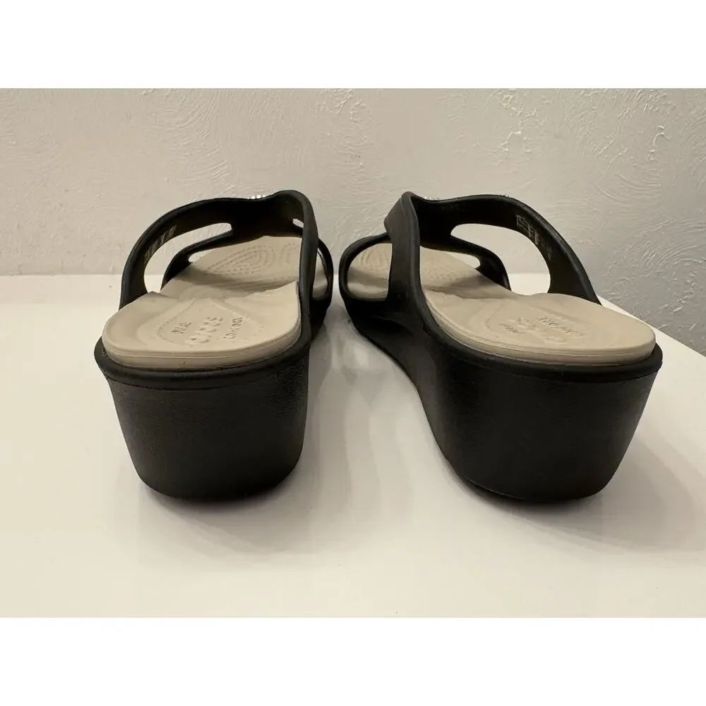 Crocs Sanrah Black Wedge Sandal Embellished Rhinestone Circle Medallion Size 7
